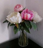 Kunstblumen in Vase, Blumen, Vase, Deko Baden-Württemberg - Esslingen Vorschau
