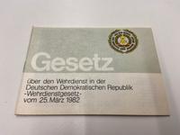 Wehrdienstgesetz 1982 DDR mit Fahneneid NVA Militaria Ostalgie Sachsen - Auerbach (Vogtland) Vorschau