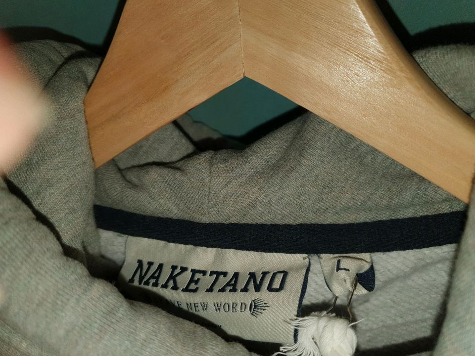 Naketano Jacke Pullover gr. M und L in Hohen Neuendorf