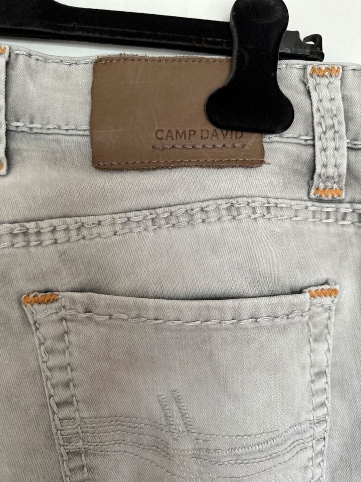 Jeans Hose von CAMP DAVID ❗️NEUWERTIG ❗️Größe 33/32 in Bad Iburg