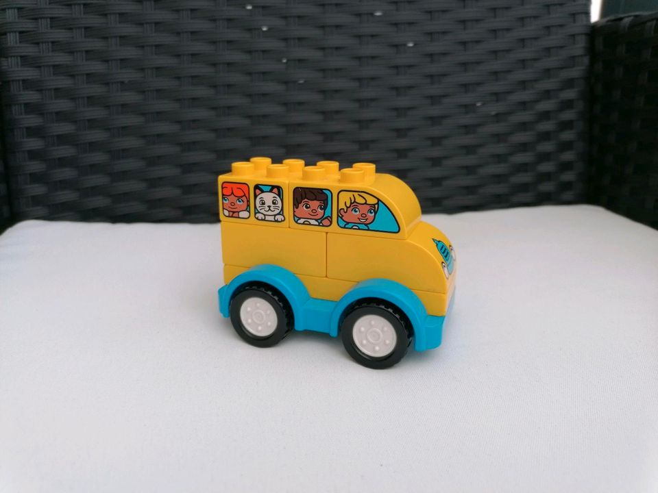 Lego Duplo Bus in Schenklengsfeld