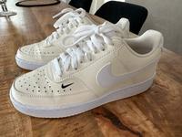 Nike Schuhe  2x getragen Nordrhein-Westfalen - Kleve Vorschau
