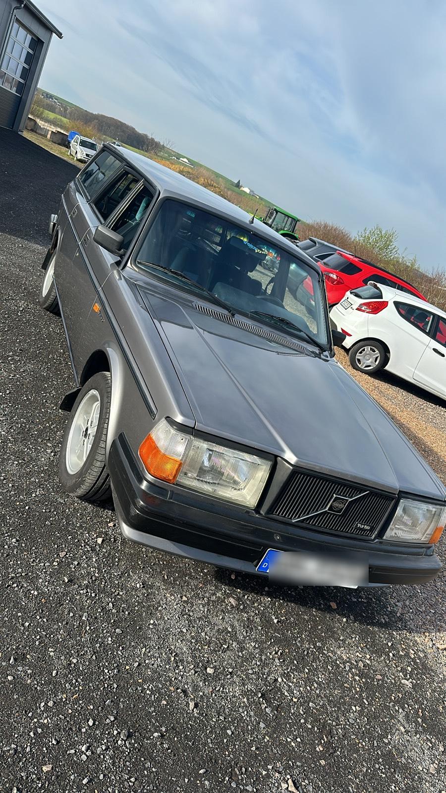 Abbildung des Autos Volvo 245 Turbo, Origina…