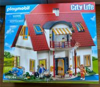 Playmobil City life 4279 Neues Wohnhaus OVP NEU Bayern - Fahrenzhausen Vorschau