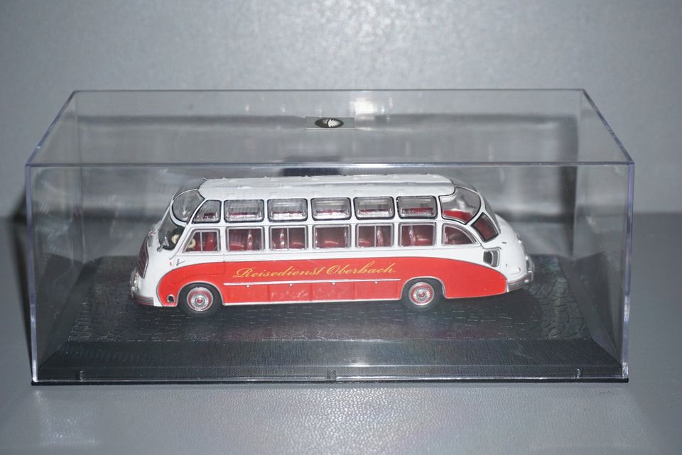 Kässbohrer Setra S8 1951 Reisedienst Oberbach 1:72 in Berlin