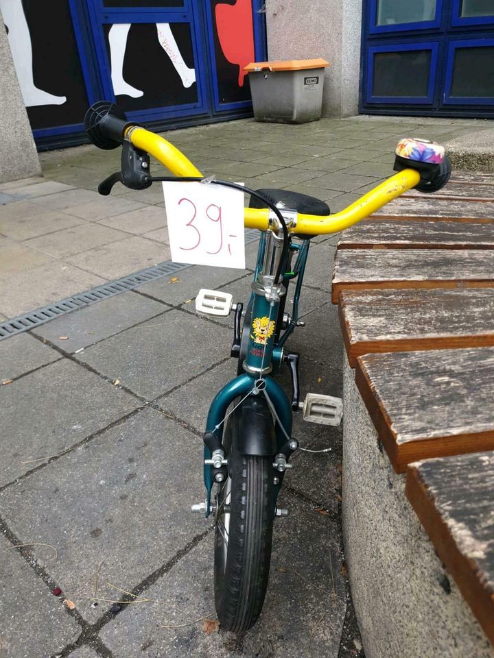 Lion 12,5 Kinderfahrrad Nostalgi wie NEU in Berlin