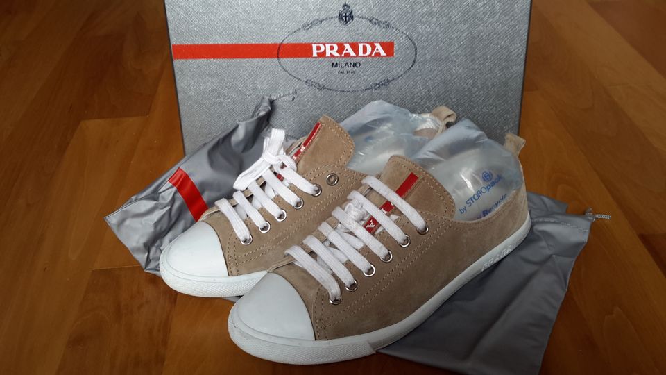 (¯`v´¯) PRADA (¯`v´¯)  Sneaker weiss beige Velourleder Gr. 36,5 in Kandel
