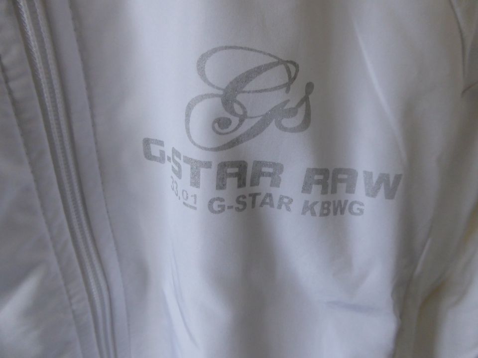 G- STAR RAW Gr. 38 40 G-STAR KBWG weiße Jacke neuwertig Hingucker in Bad Oldesloe