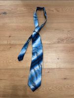 Krawatte blau gestreift Findorff - Findorff-Bürgerweide Vorschau
