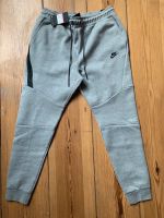 Nike Tech Fleece Gr. L NEU Berlin - Neukölln Vorschau