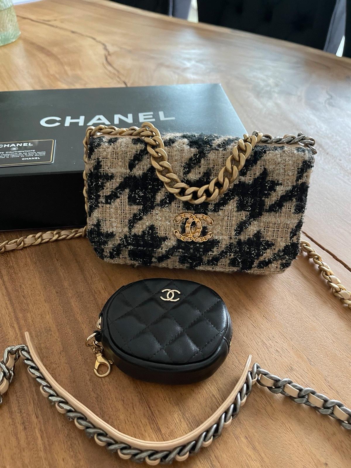 Chanel 19 Wallet on Chain Woc Karl Lagerfeld 2019 Hahnentritt in Frankfurt am Main Westend kleinanzeigen