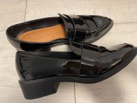 Loafer Pumps - Slipper, schwarz Gr. 38 H&M, neuwertig Nordrhein-Westfalen - Geseke Vorschau