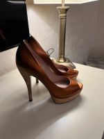 GUCCI  High HeelsKork-Plateaupumpe Gr 37 Köln - Nippes Vorschau