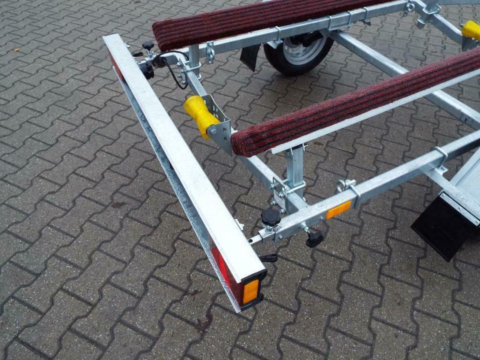 Jetskitrailer 750Kg für Jetski bis 4,5m Trailer, Bootstrailer NEU in Marl