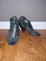 High Heels, Buffalo Rheinland-Pfalz - Weibern Vorschau