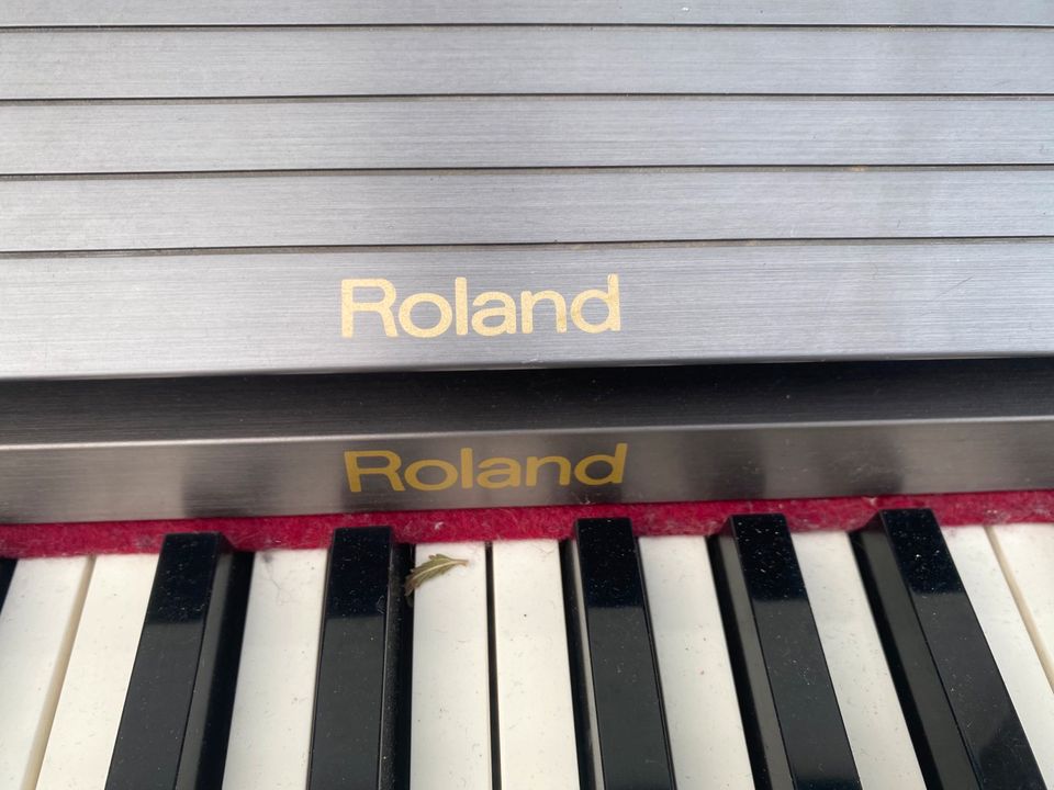 Roland Rolandpiano 3500s in Langenselbold
