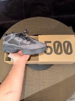 Yeezy 500 Utility Black – Neu mit Etikett – Größe 41 1/3 Nordrhein-Westfalen - Unna Vorschau