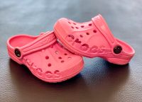 Badeschuhe Crocs Größe 6/7 (23/24) Hessen - Bad Nauheim Vorschau