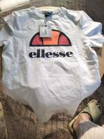 Ellesse Shirt Gr. 42 NEU Nordrhein-Westfalen - Bornheim Vorschau