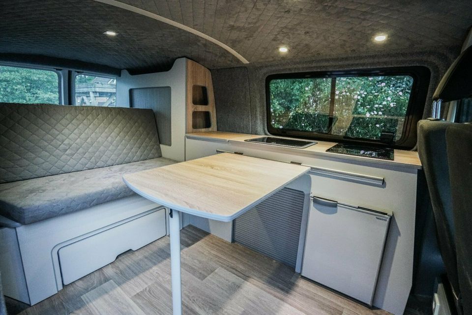 Hoppe Camper Umbau "Basic PLUS" Wohnmobil T5 T6 VW Ausbau in Neumünster