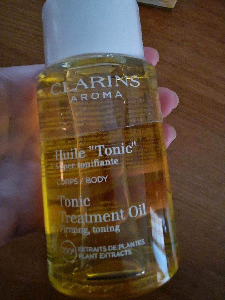 Clarins tonic treatment oil 100 ML NEU & OVP in Kaltenkirchen