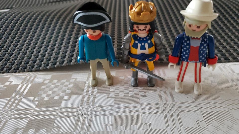 3 schöne Playmobil geobra Figuren in Wolfenbüttel