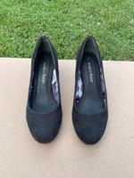 Klassische Pumps schwarz Sachsen - Hirschfelde Vorschau