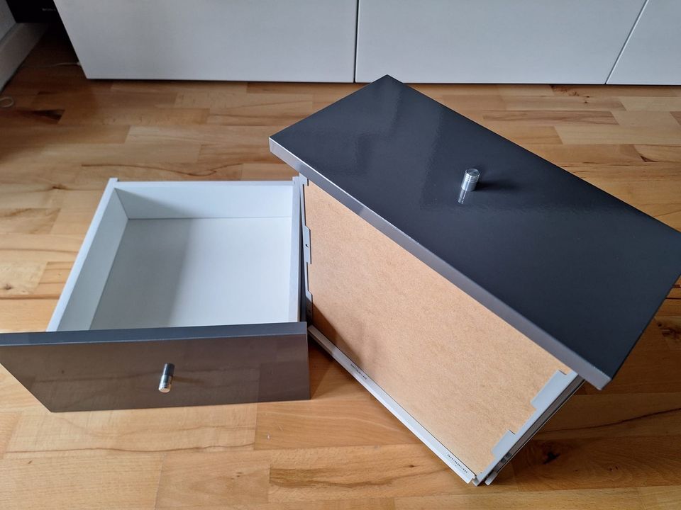 Für IKEA EXPEDIT / KALLAX: 1x Einsatz mit 2 Schubladen, grau in Bergrheinfeld