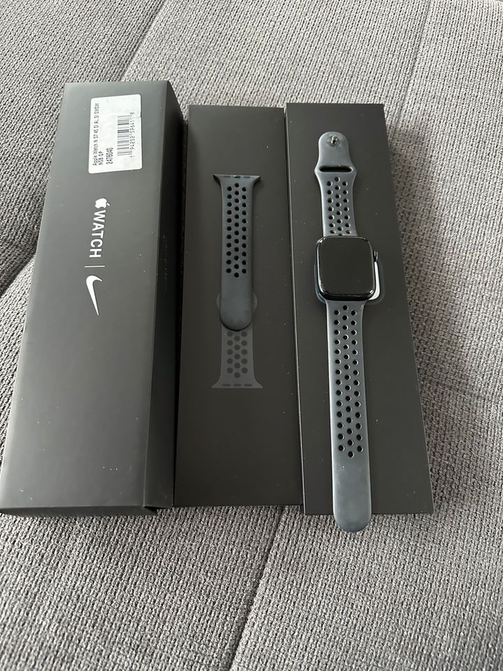 iPhone 14 Pro 256 GB  und  Apple Watch Series 7 Nike Edition in Iserlohn
