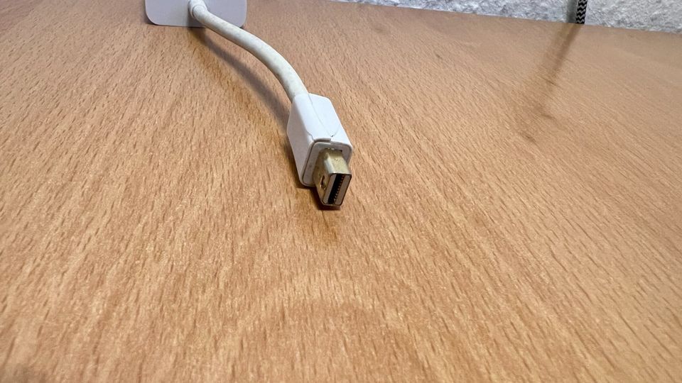 Apple Mini DisplayPort auf VGA Adapter in Leipzig