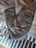 Top Please Jeans Gr. M Vintage florales Muster grau Bayern - Karlsfeld Vorschau
