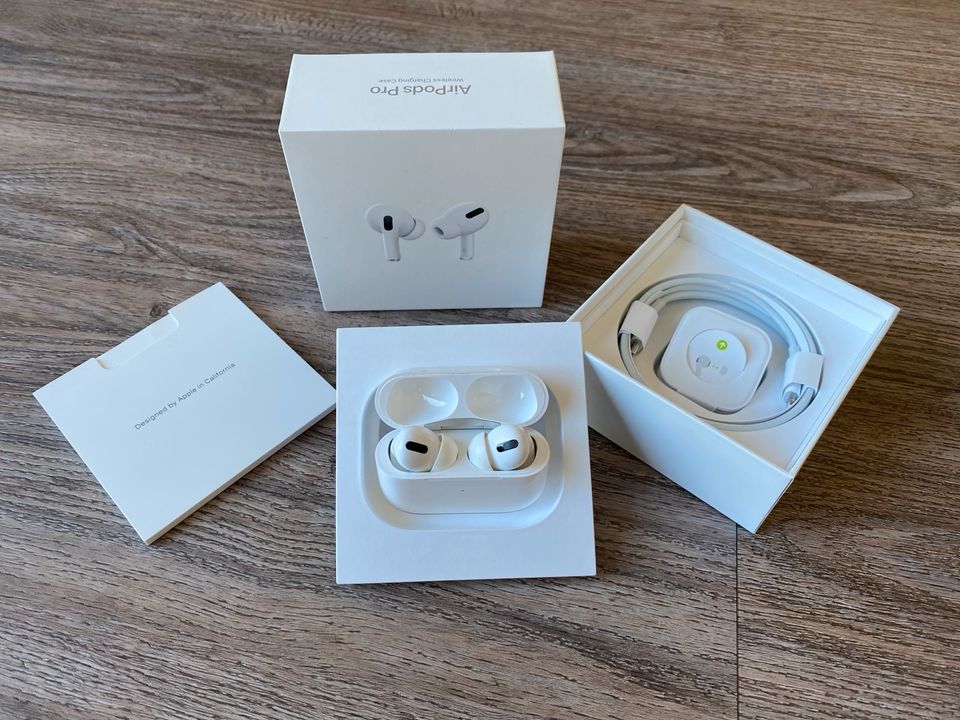 AirPods Pro 1. Gen + Zubehör in Heppenheim (Bergstraße)