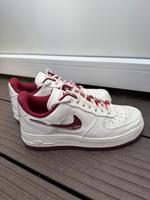 Nike Air Force 1 Low Valentines Day 2024 Niedersachsen - Achim Vorschau