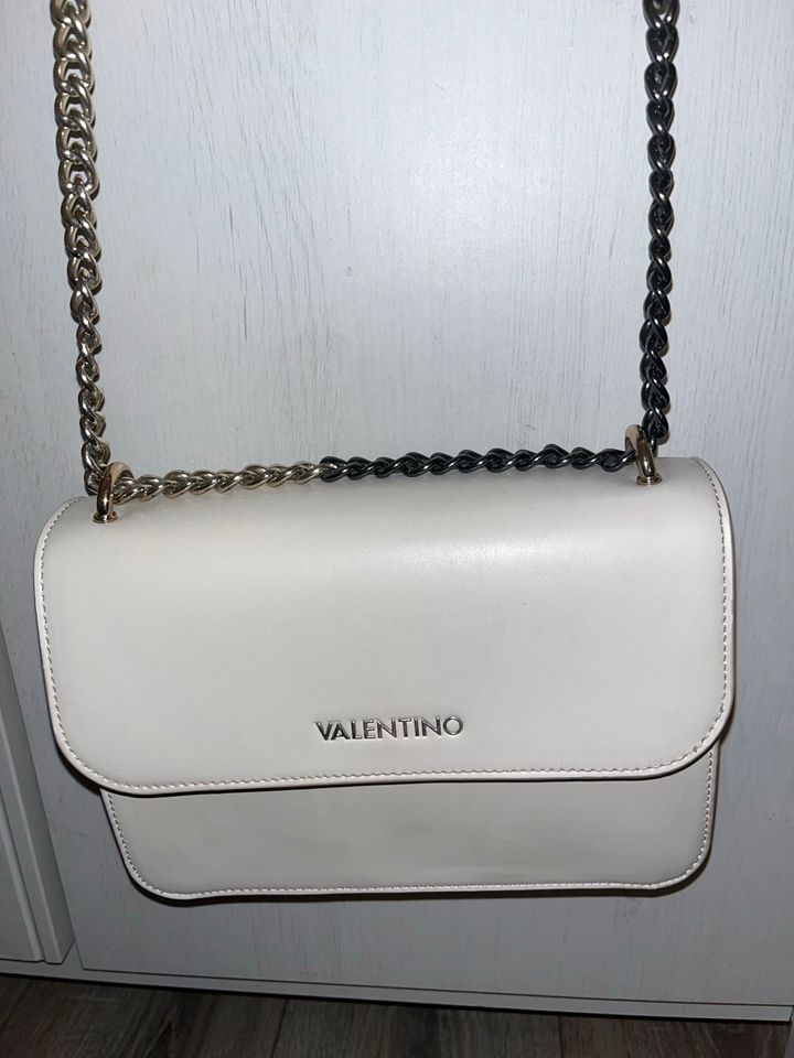 Valentino Tasche in Hannover