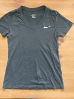 Nike Shirt Gr.XS Mecklenburg-Vorpommern - Greifswald Vorschau