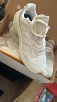 Adidas Schuhe 38 Hessen - Niederdorfelden Vorschau