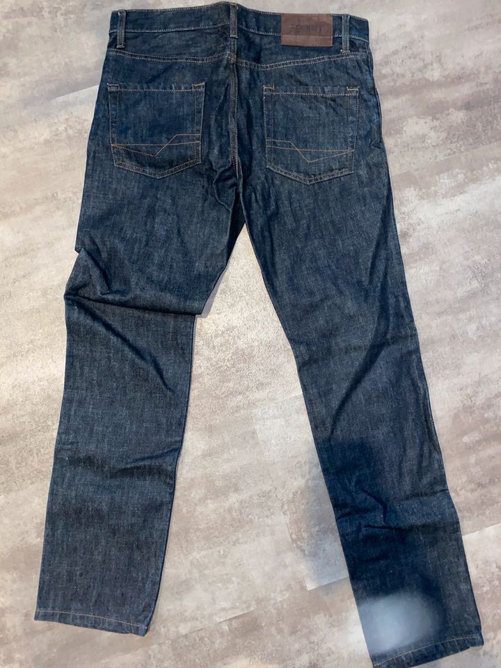 Esprit EDC Herren Jeans Slim 33/34 dunkelblau in Oberhausen