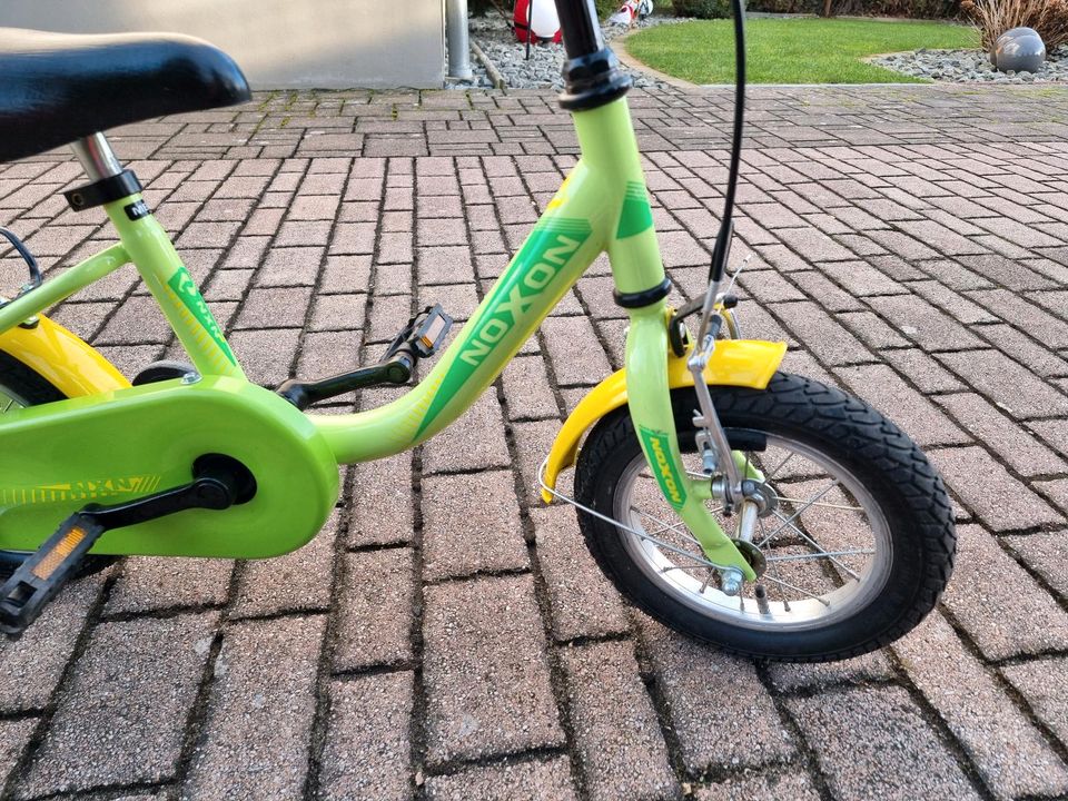 Noxon Skimpy 12 Zoll Rad Fahrrad Kind Stützräder in Hohe Börde