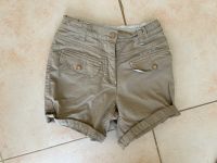 Esprit Shorts Gr. 128 beige Mädchen kurze Hose Bergedorf - Kirchwerder Vorschau