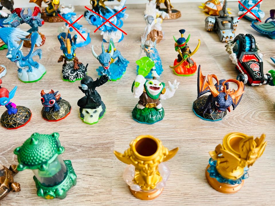 SKYLANDERS Figuren, Fahrzeuge, Portale und Spiele für PS3 in Eisenach