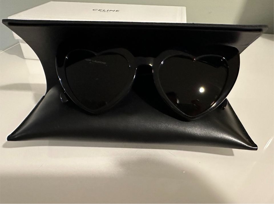 Sonnenbrille Saint Laurent LouLou Herz black herzförmig SL 181  o in Kumhausen