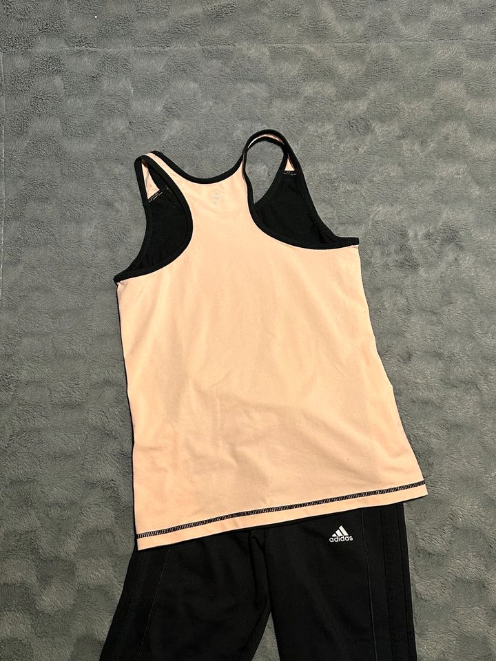 Adidas H&M Decathlon Kalenji 134/140 Sportkleidung Shirt Hose Top in Neuried Kr München