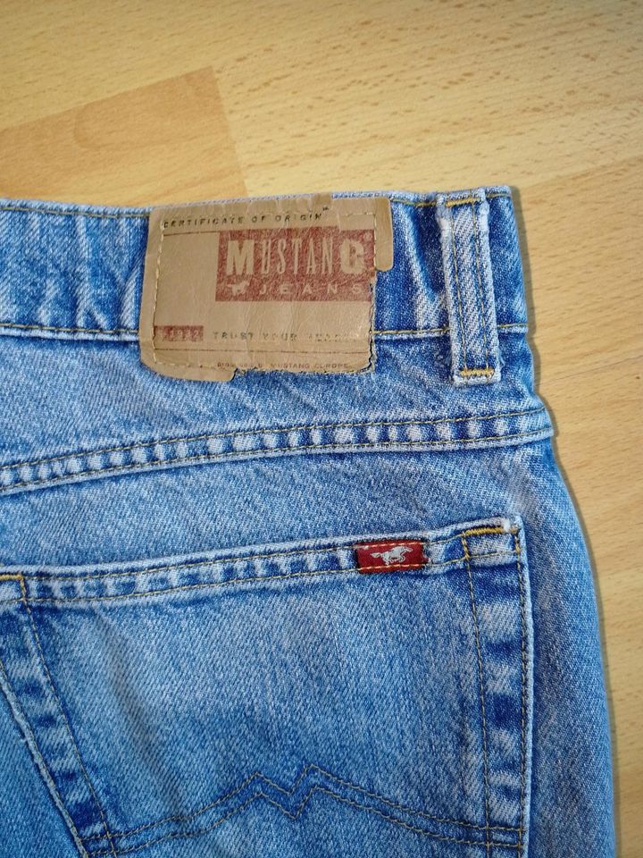 Mustang Denim Jeans Vintage Gr. 33 in Sondershausen