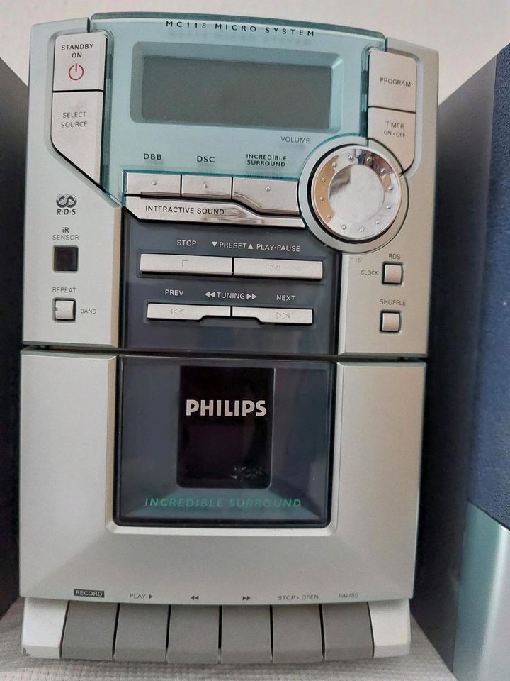 Philips Kassettenrecorder,  Radio und CD-Player in Duisburg