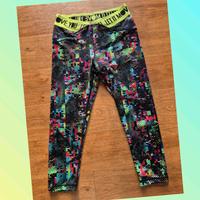 Zumba Fitness Leggings 7/8 Größe S Bunt Print Tanzen Niedersachsen - Bad Pyrmont Vorschau