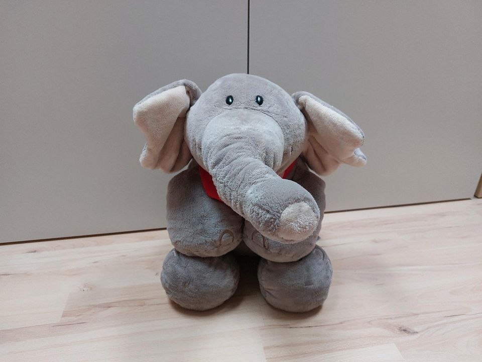 Nici Kuscheltier Elefant in Kördorf