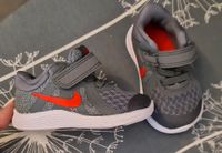 Nike Turnschuhe Größe 18,5 Nordrhein-Westfalen - Gütersloh Vorschau