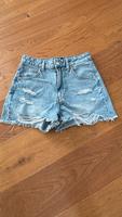 Jeansshorts in hellblau von H&M in Größe 36 Kr. München - Putzbrunn Vorschau