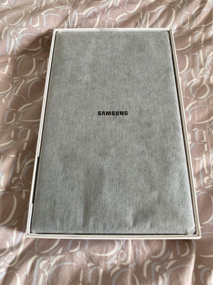 Samsung Galaxy Tab A mit 32GB LED in Potsdam