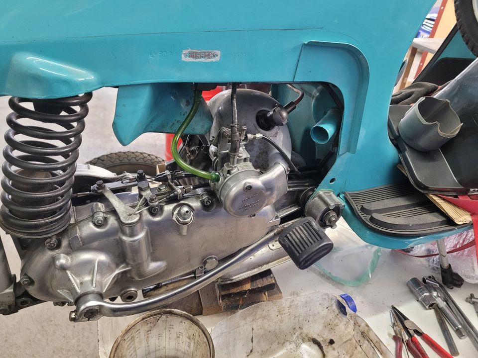 Lambretta Spezial J50 Bj.68/70 übeholt Technisch 1A Blau Türkis in Viersen